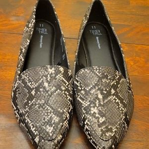 Time And Tru Slip On Snake Skin Shoes